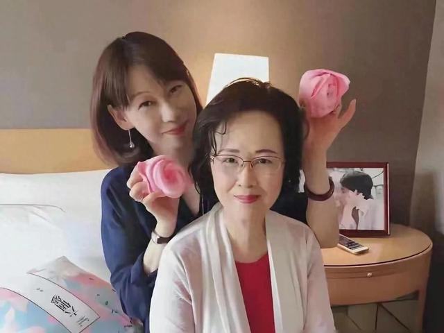 正式打响维权反击战!儿媳何琇琼替琼瑶弥补遗恨,她可不是软柿子