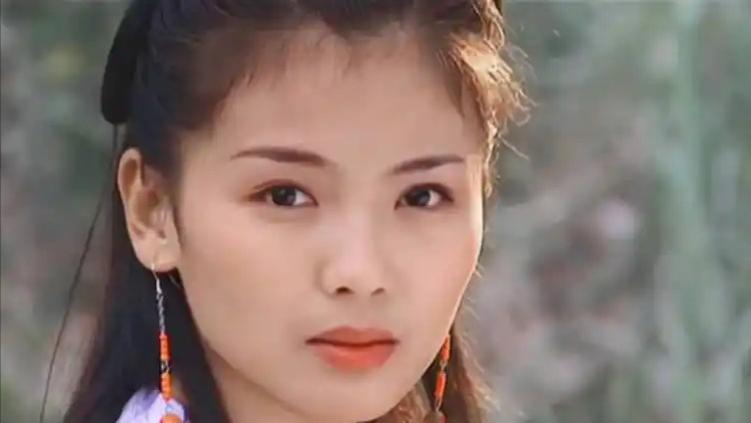 “年年离婚，岁岁破产”，绯闻缠身爆料不断，刘涛到底得罪了谁？