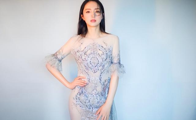 董璇自认再婚难择偶,与高云翔离婚三年后,身边追求者都是小男孩