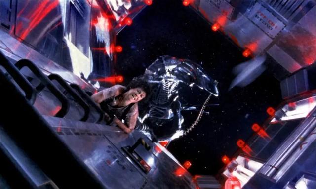 卡梅隆毁了最伟大的科幻片