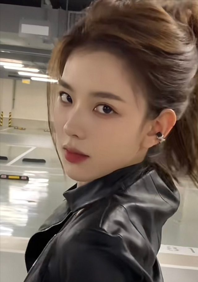 王思聪跪舔4年都没舔到的女网红孙一宁,究竟是何方神圣?