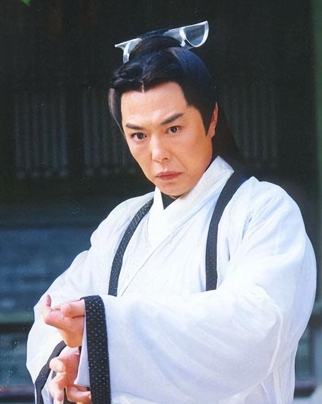 明明演技烂,却被吹上天的5位老戏骨,网友:只长年纪不长演技!