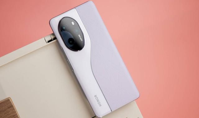 荣耀不讲武德,12GB+256GB降到2169元,骁龙8Gen2+无线充电