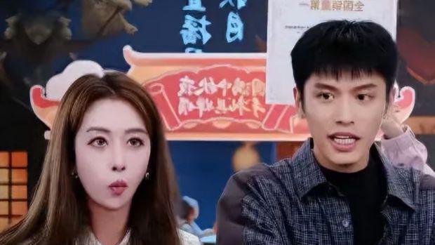 小杨哥暴雷月饼后续！曾志伟拒绝回应，气得扔话筒离场，罗永浩做法赢赞誉