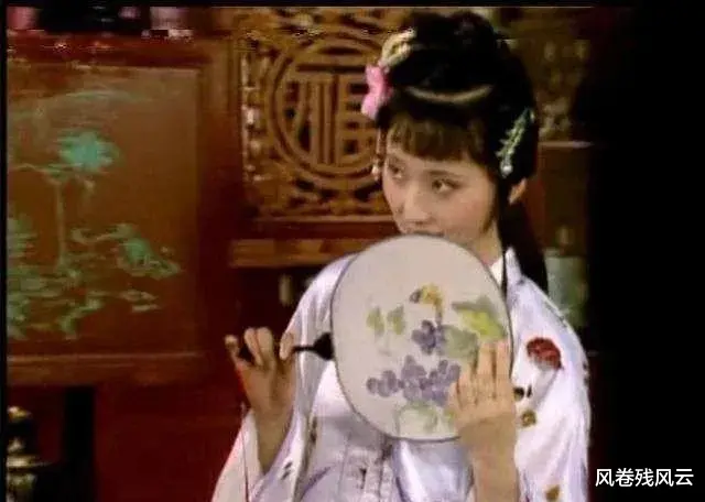 陈晓旭的歪鼻头，龅牙齿，看看杨树云和李耀宗如何用两招，让“林妹妹”更漂亮