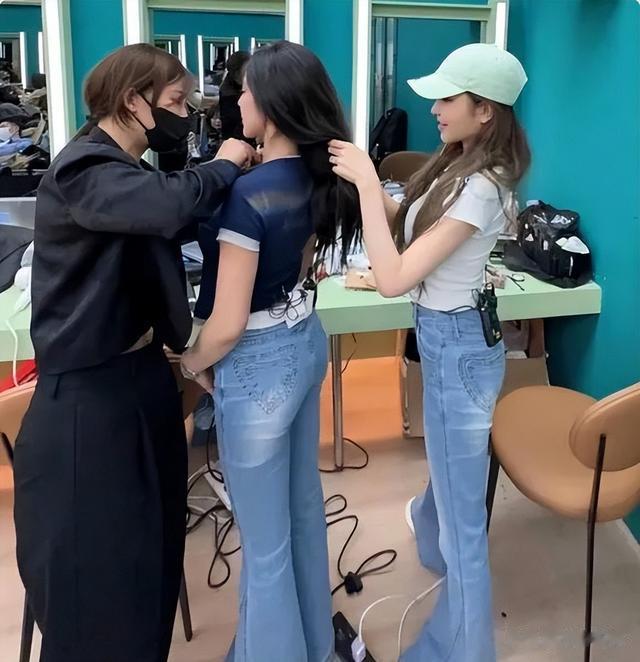 浪姐5堪称减肥所,何洁掉70斤像变个人,张予曦瘦到脱相