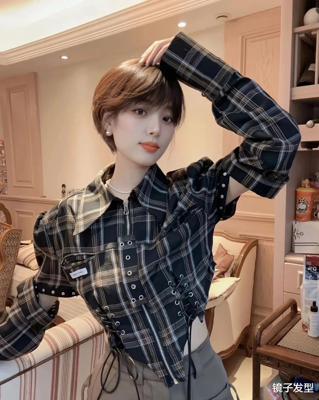 高颜值挂耳短发:利落时尚的精致之选