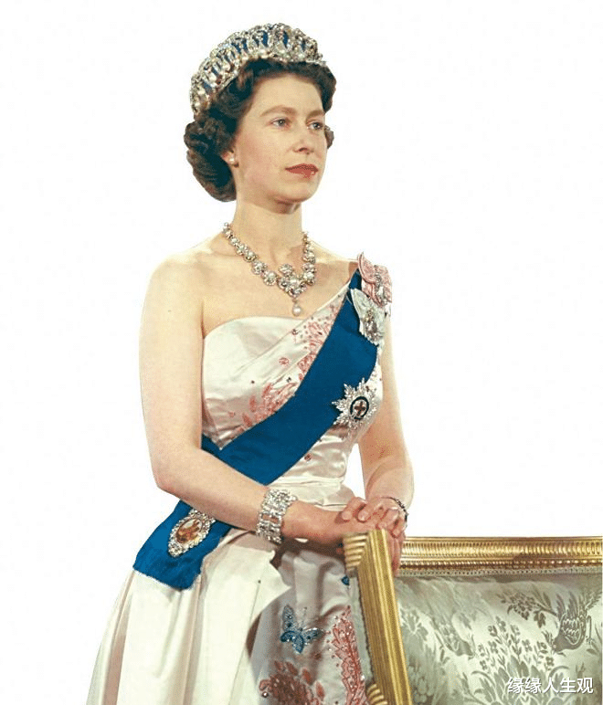 英女王生命的最后24小时：家人环绕安妮公主24小时陪伴，不枉此生