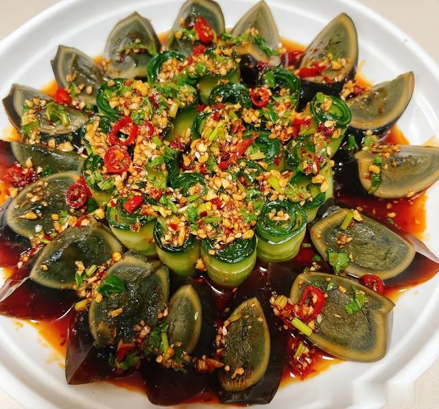 广东女子头次去重庆男友家,看到对方妈妈做晚餐,连夜提行李走人