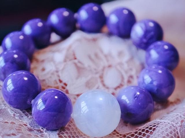 二十种不同玉石的区别