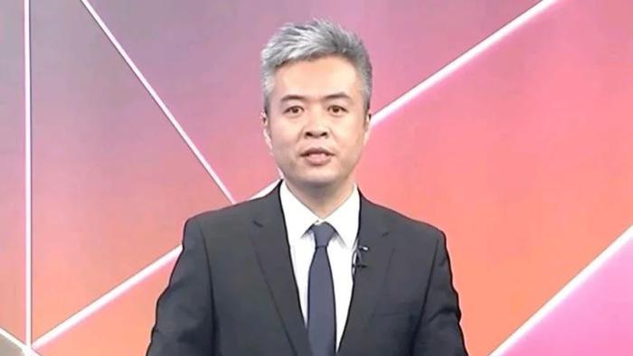 段暄堕落细节：年入几百万不满足，渴望财富自由，联手王思聪