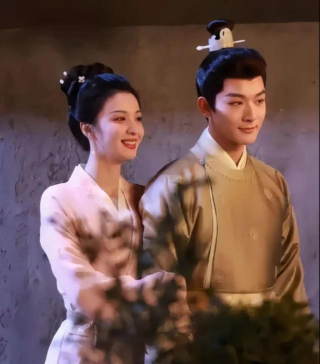 人民文娱发文点评《柳舟记》,短短25个字,完全说到观众心坎上了