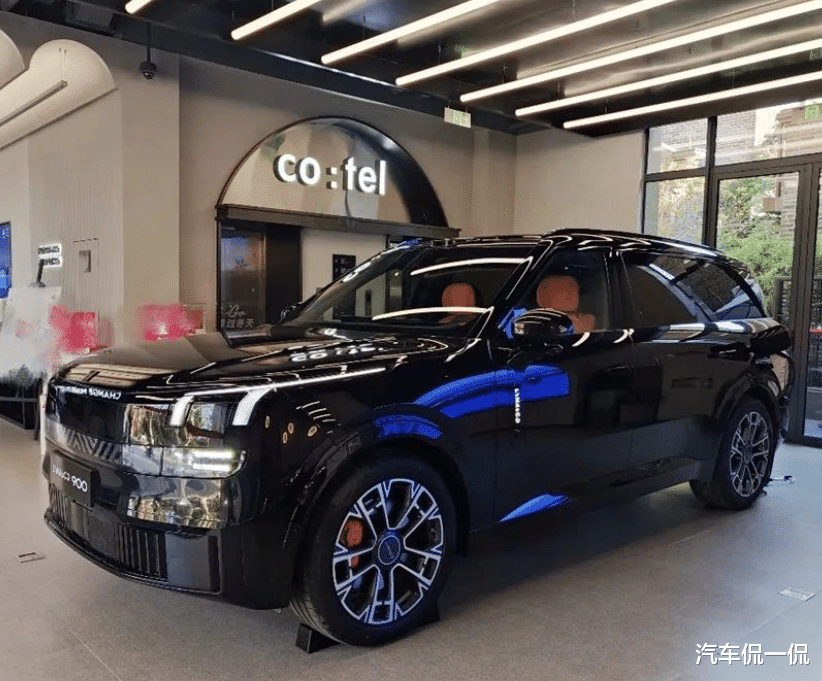 国产大块头新能源SUV亮相，配2.0T+三电机豪华阵容