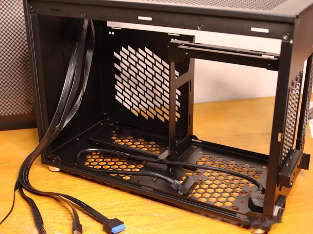 幫主竟然領(lǐng)先御三家？銘瑄終結(jié)者B760BKB D5 WIFI裝機(jī)報(bào)告