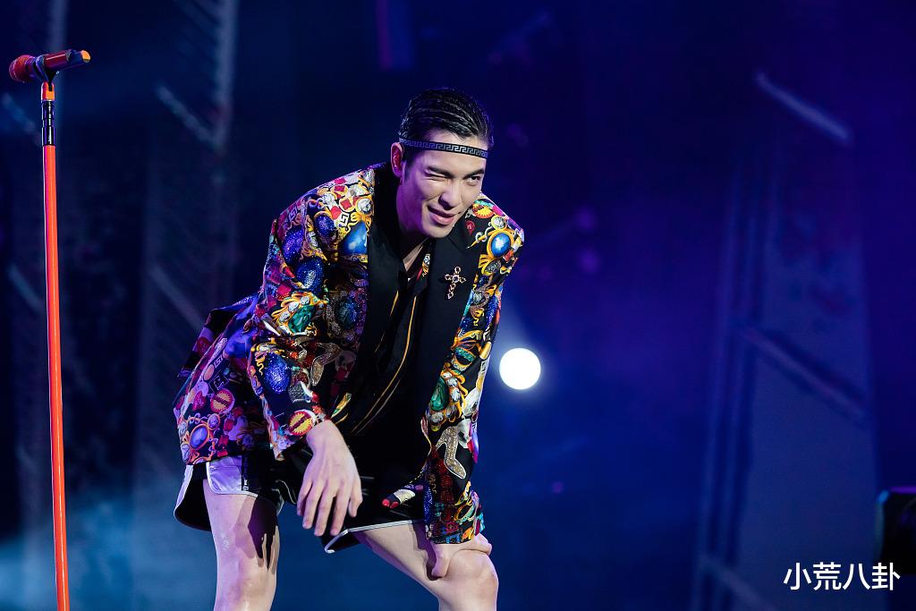 萧敬腾,赵丽颖,王栎鑫,贾玲,刘浩存,周冬雨,迪丽热巴