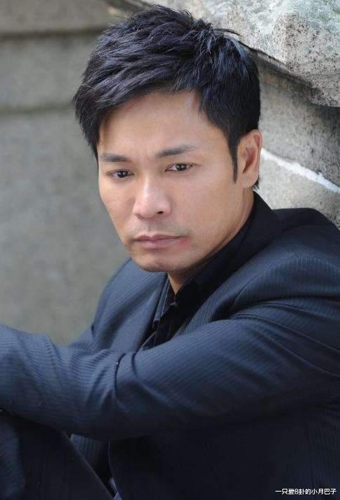 郭晋安简短几个字反击前妻濒死失禁的事,到底谁才是表演型人格?