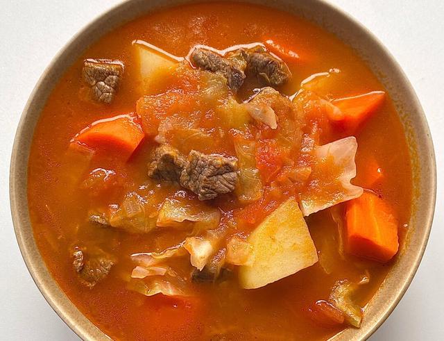 肌酐高，建议这6种蔬菜，每天吃一点，肌酐稳步降，维护肾脏健康