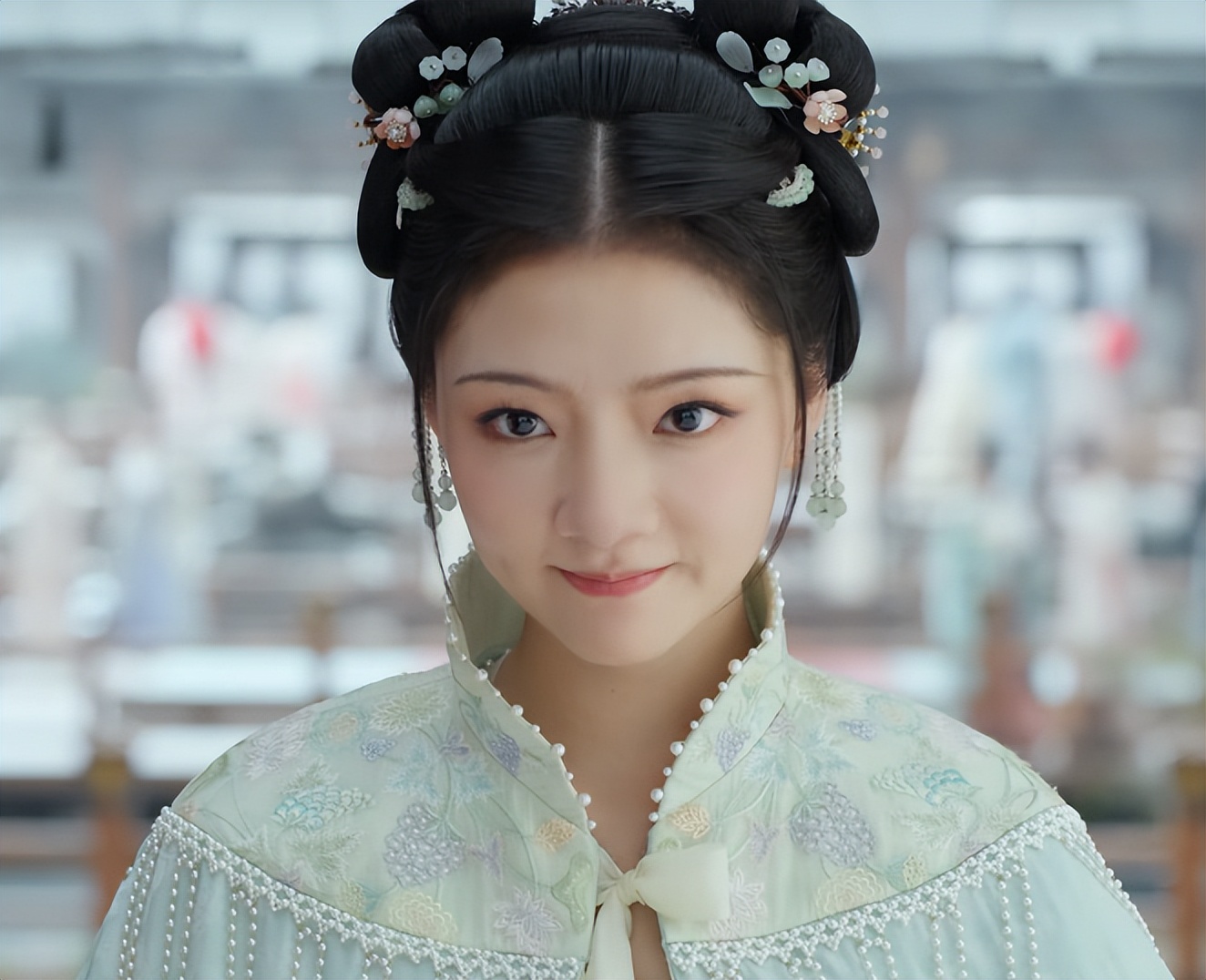 金莎大变样！《锦绣安宁》里给任敏演妈，皮肤紧致，41岁美出新高度