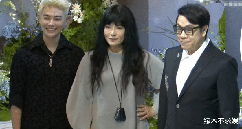 萧敬腾婚礼半个娱乐圈来了！关颖林熙蕾低调，向太笑谈私生子传闻！