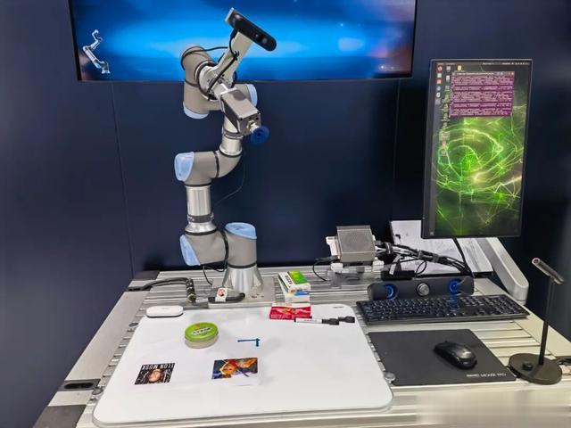 AI+3D视觉机械臂成为开发主流?从2024工博会看协作机器人发展方向