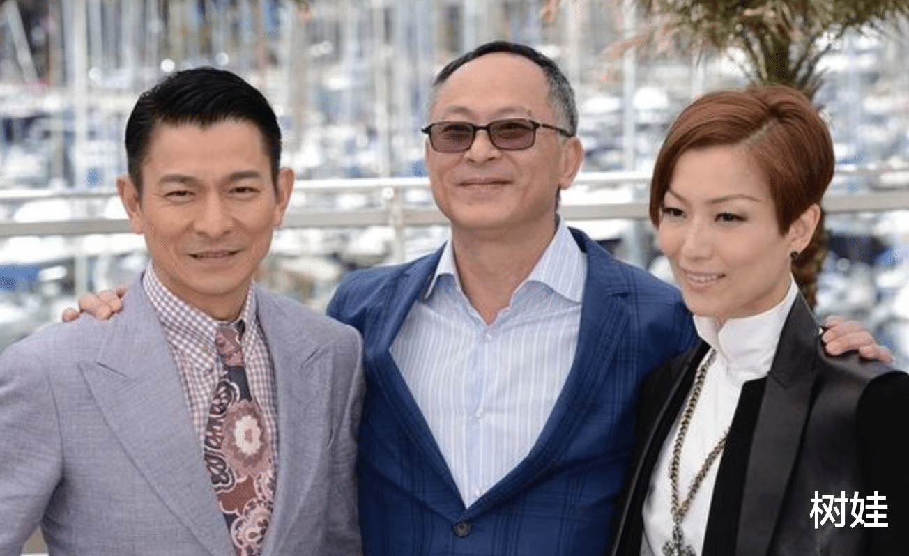 杜琪峰庆祝69岁生日,古天乐搂着钟楚红笑容迷人,郑秀文状态回春