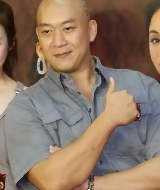 TVB御用恶人李嘉疑误用禁药险致双眼失明,上个月刚刚荣升准爸爸