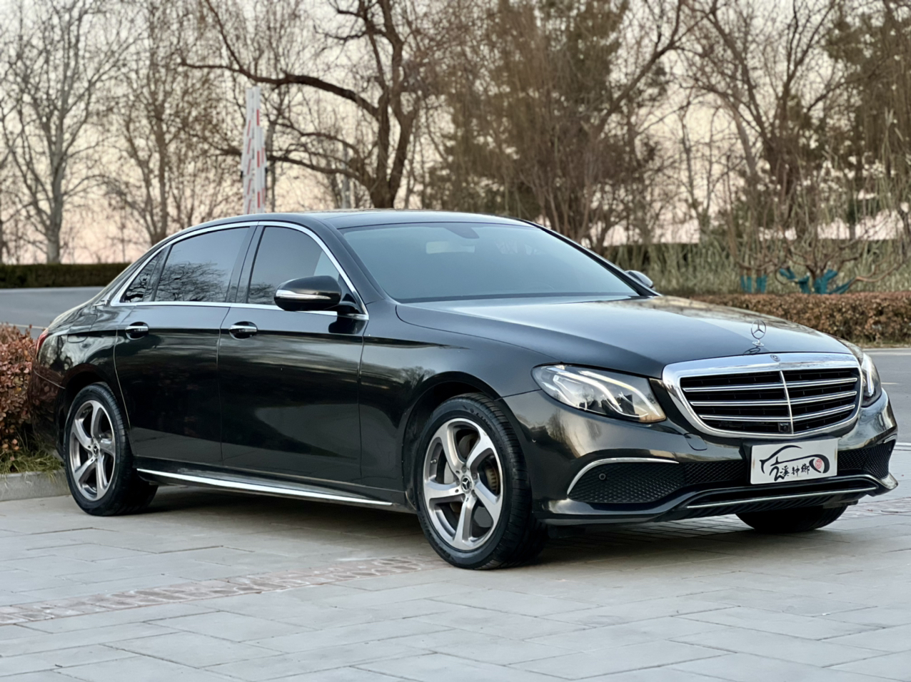7万公里一手奔驰E300L，23.9万体验豪华轿车！