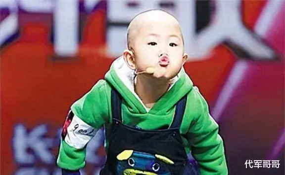 |童星张峻豪:3岁出名,5岁上春晚,如今13岁已成为父母的骄傲