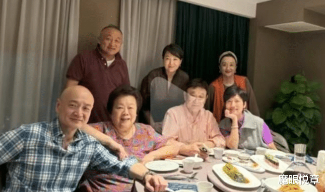 《十六岁的花季》34年再聚首：“白雪”依然大女主，池华琼缺席