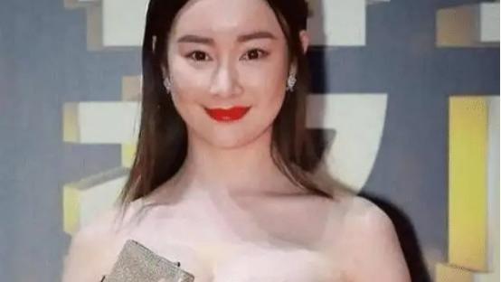 还以为她们退圈了，其实被“医美”给害惨了，面目全非无奈被淘汰