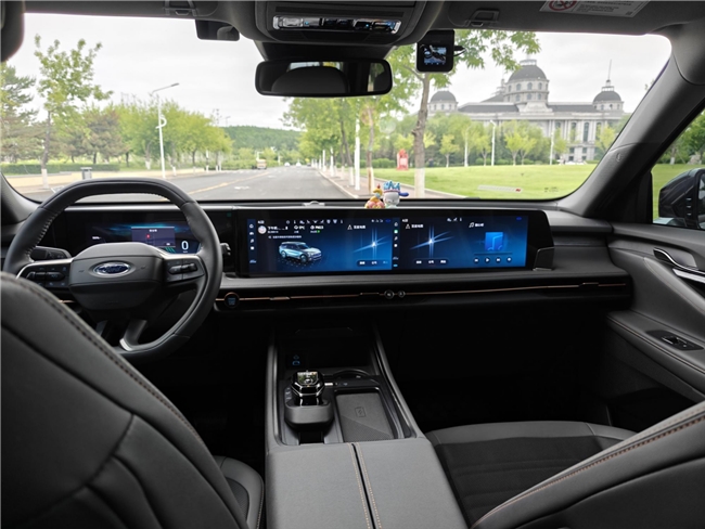 5000公里大灰界使用心得，大马力E混动好用好开