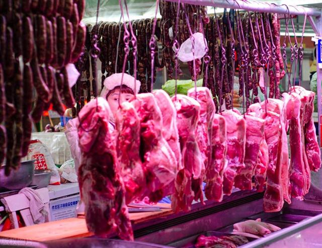 “买肉不买槽头肉,吃鱼不吃鲫壳鱼”,啥是槽头肉?买肉别买错了