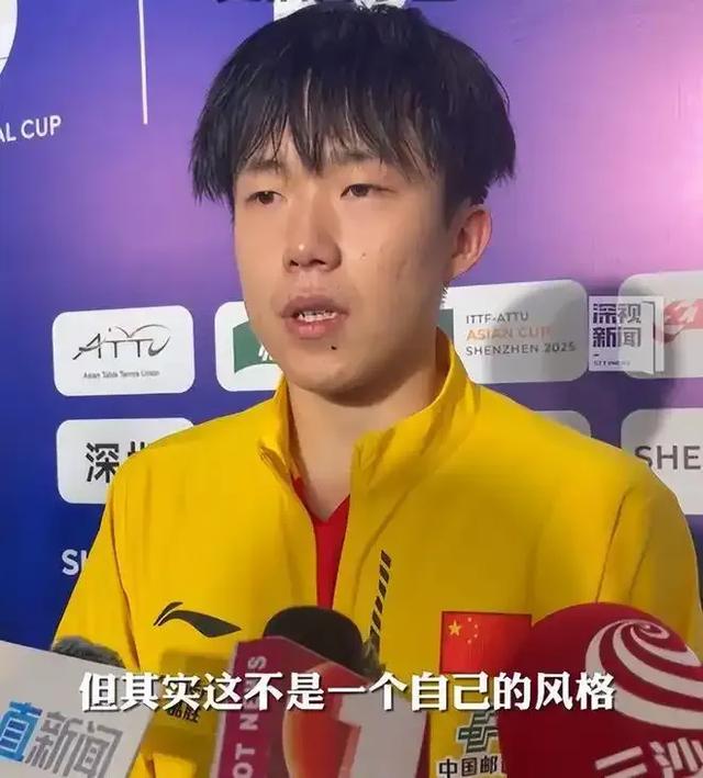 记者采访王楚钦忘开美颜，真实颜值暴露遭嫌弃，饭圈追星太可怕