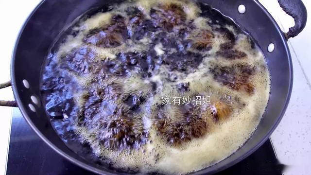 腌糖醋蒜时,蒜万不可直接放到醋中泡!多加1步,又香又脆