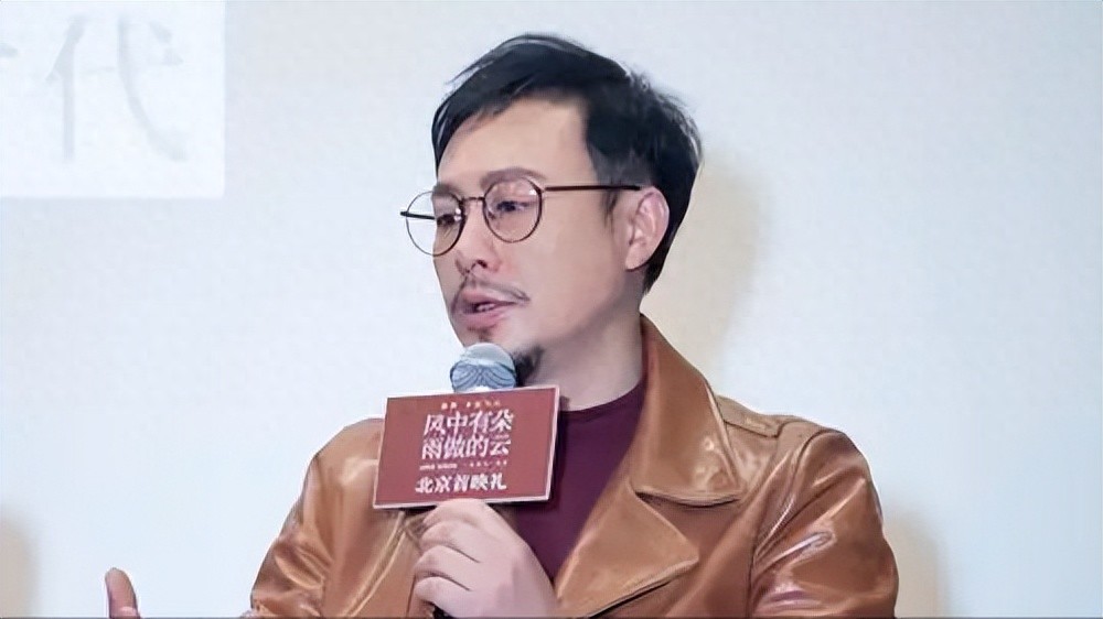 家暴风波后,不发声引猜疑,娱乐圈世态炎凉被他看透了