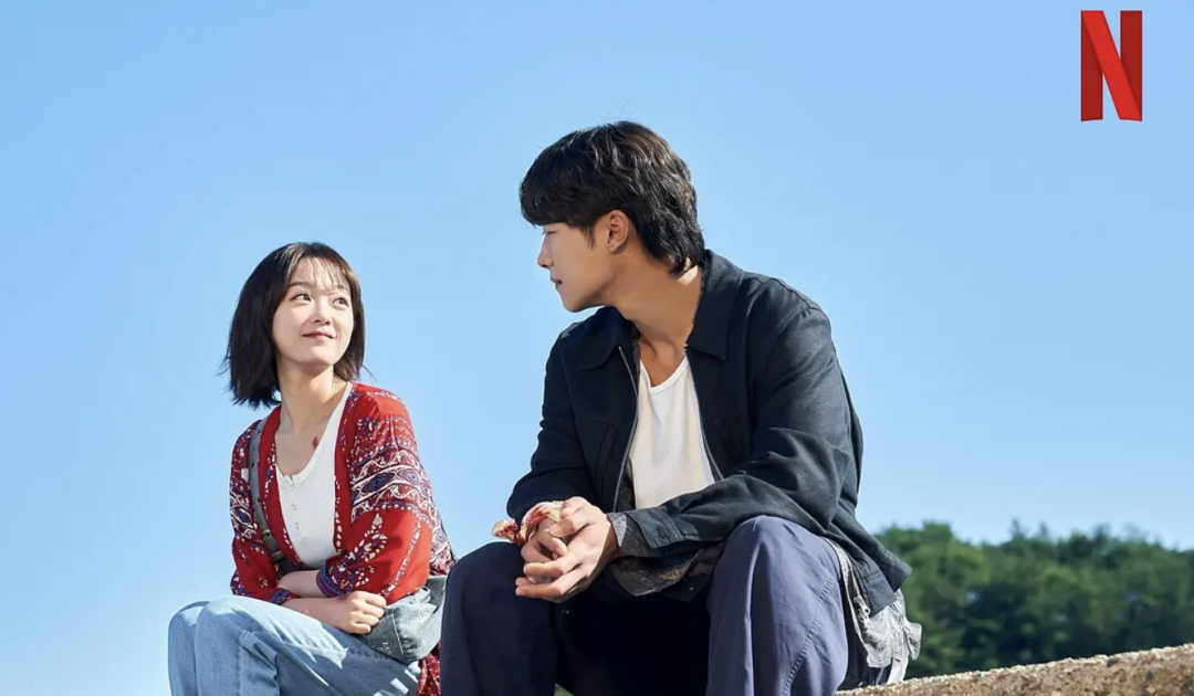 性张力拉满,Netflix新剧真狗血啊