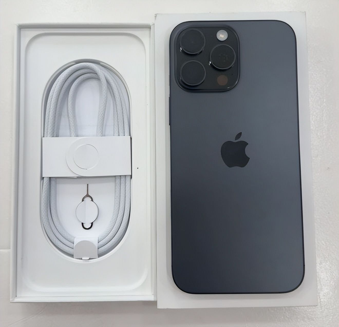 謹(jǐn)慎購(gòu)買(mǎi)iPhone16！監(jiān)管機(jī)泛濫，容易被鎖