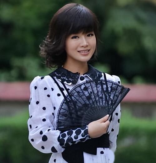 善恶终有报,抛弃妻儿娶嫩模的傅程鹏,如今活成了一个“笑话”