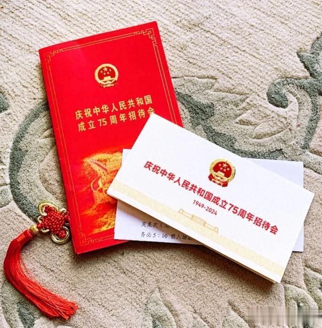 伊能静上新闻联播!发长文谈75周年招待会感受,不愧为公认的才女