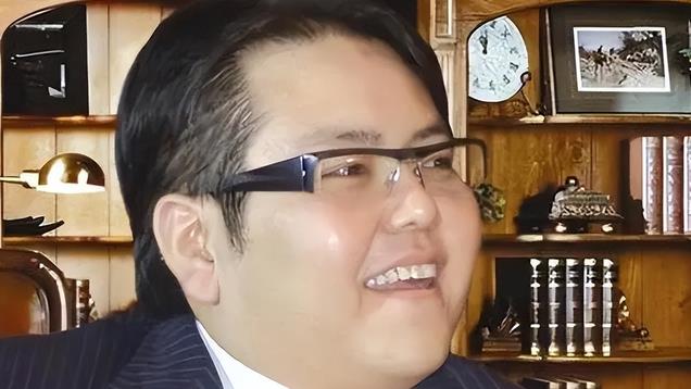 车晓晒独居近况!42岁头顶秃了一大片,不婚不育和妈妈相依为命