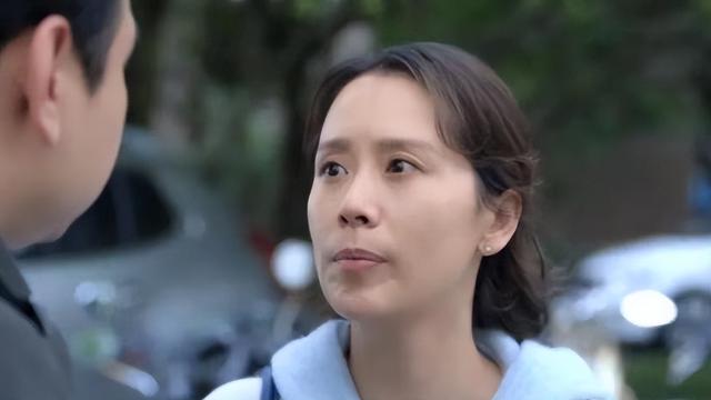 表面上是养生达人，实际头秃眼凸，这5位女星状态还不如普通人