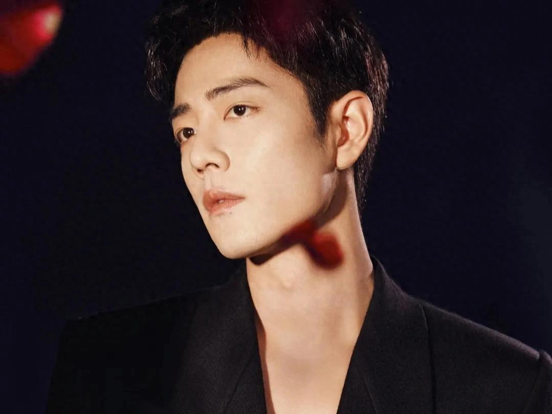 肖战2024年终自评结果曝光!透露实体专辑创作过程艰辛,成功不易