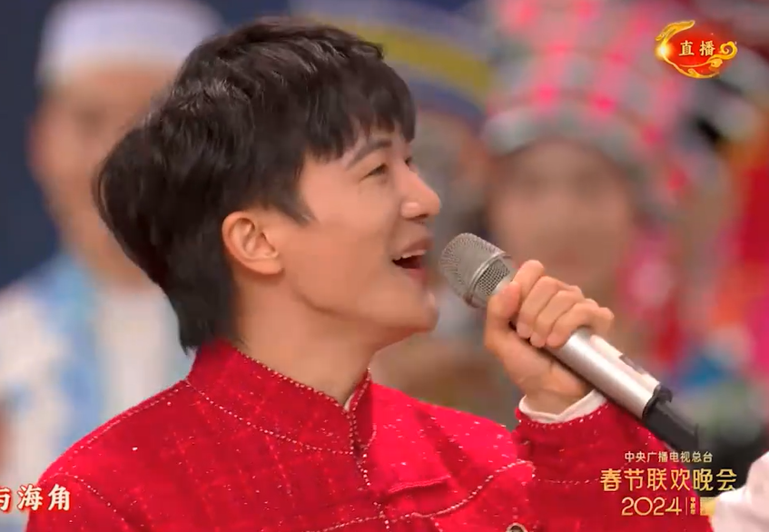 揭秘!周深、汪苏泷唱歌时都在摇头晃脑,为何揪着黄绮珊不放?