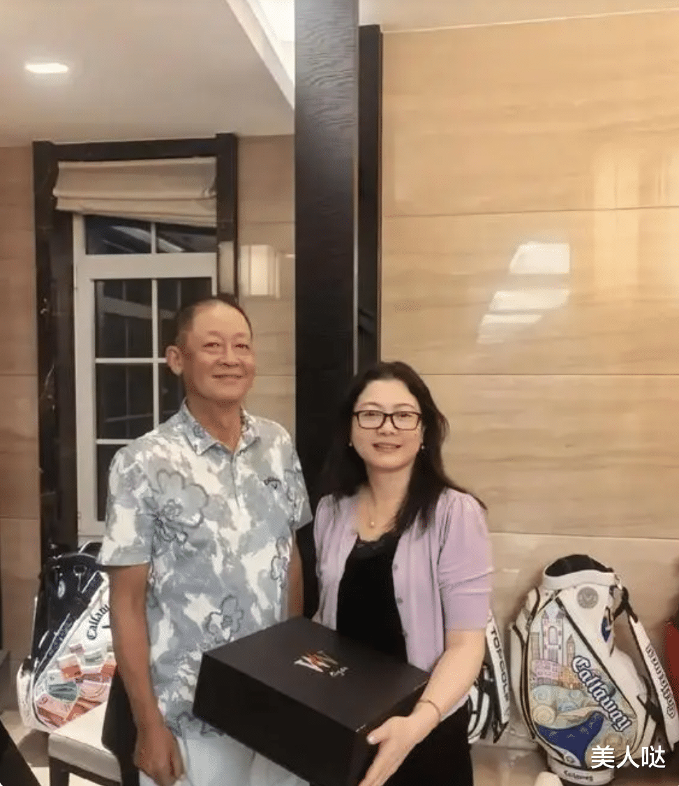 王志文与王姬时隔30年重聚首,他已成老爷爷,王姬仍风韵犹存