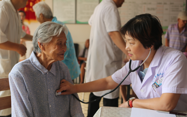 未来不会被人工智能替代的3个专业,第1个无可替代,第3个最稳定