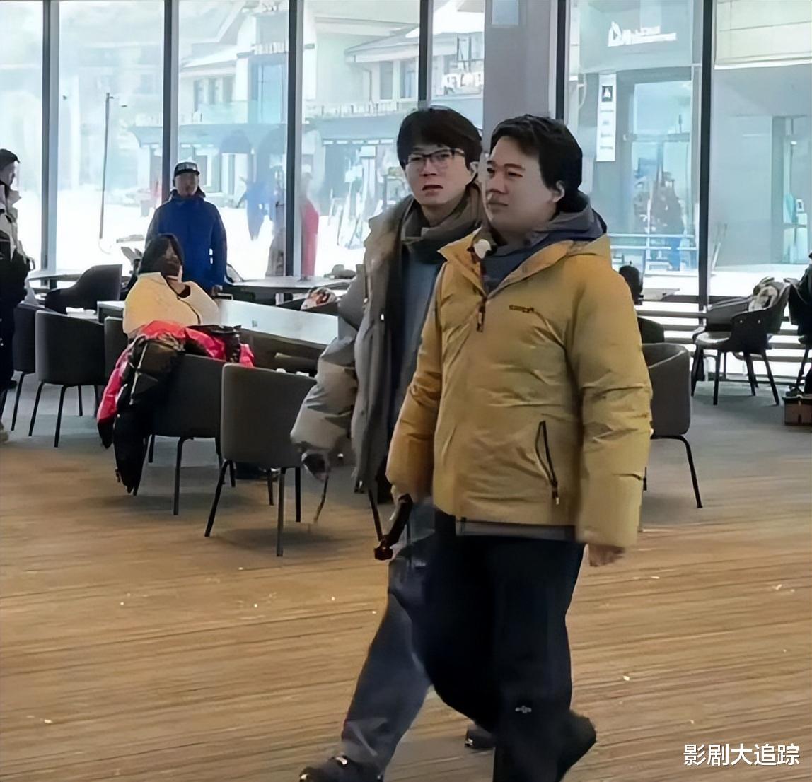 网曝郭麒麟综艺近照惹争议！过年吃胖发福到离谱，网友直呼认不出