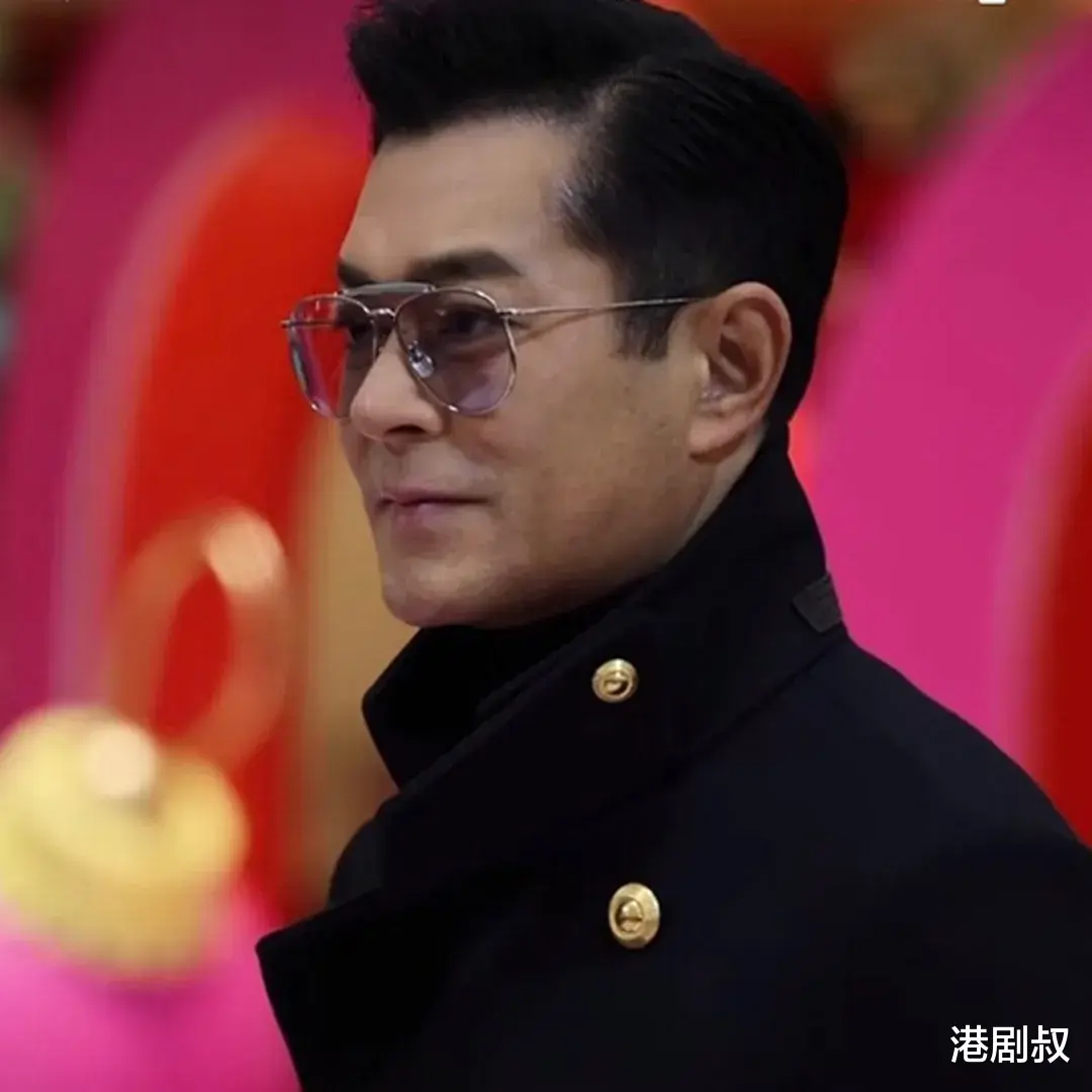 古天乐出席内地活动被怼脸拍照，一喜一忧