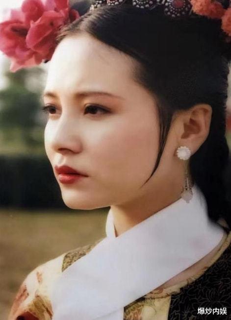 武晔:她是《雍正王朝》的郑春华,也是胸围超过柳岩的女神