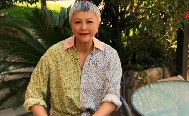 从洗碗工到卡拉OK皇后,却因投资失败沦为穷光蛋,如今老到无人识