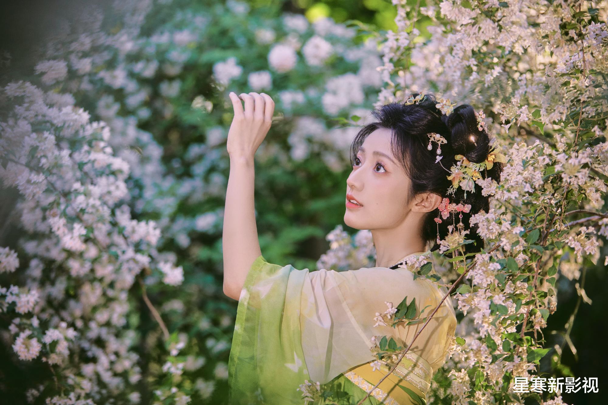 《佳偶天成》再引热议,任嘉伦新造型少年感足,与王鹤润同框太甜